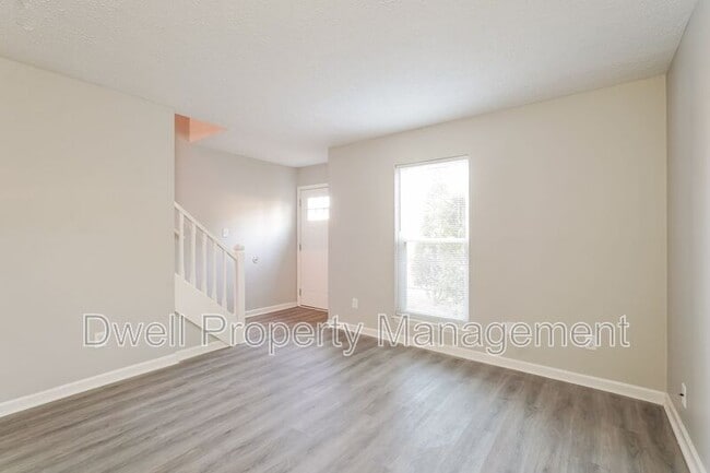 Building Photo - 429 Evans Mill Dr