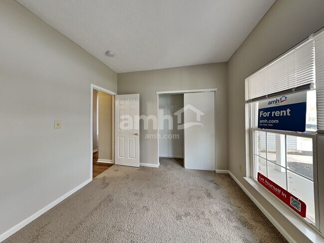Building Photo - 855 Jack Pine Dr