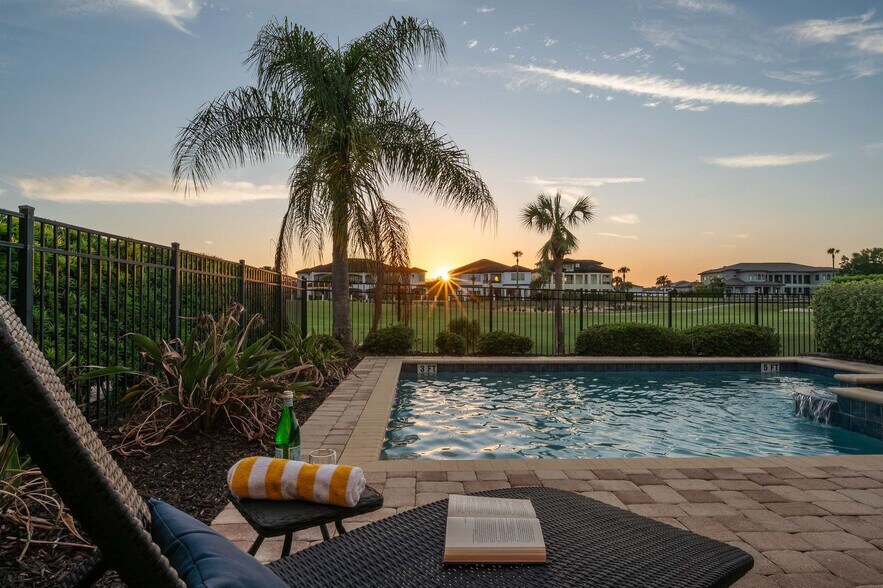 Building Photo - 1080 Castle Pines Ct