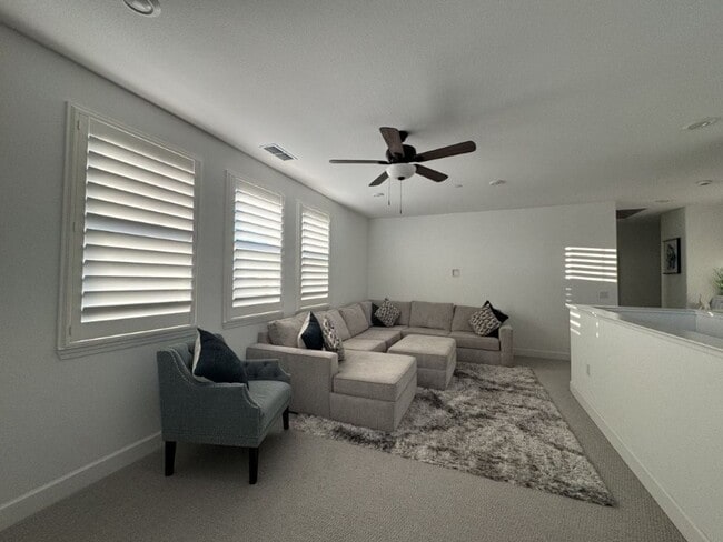 Building Photo - Beautiful 5-Bedroom Home with Solar