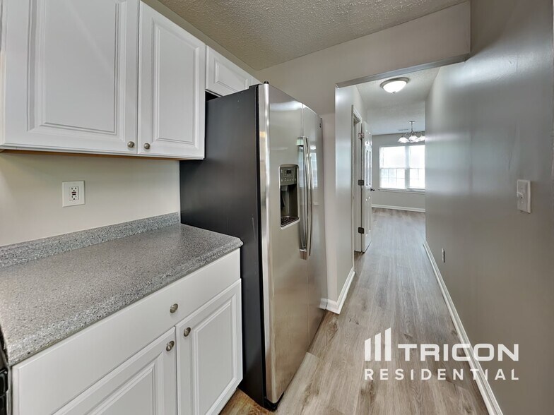 Building Photo - 2121 Serenity Dr NW
