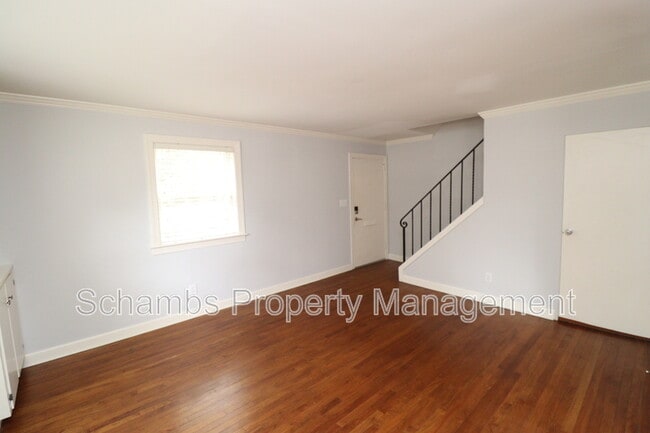 Building Photo - 1000 Nichols Dr