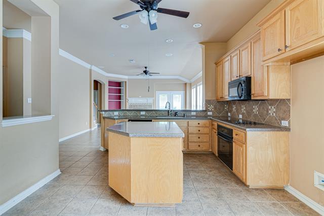 Building Photo - 116 Silkwood