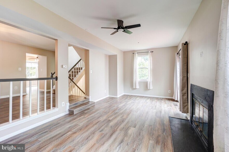 Building Photo - 14400 Colonel Fenwick Ct