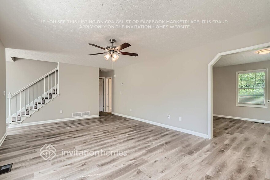 Building Photo - 600 River Walk