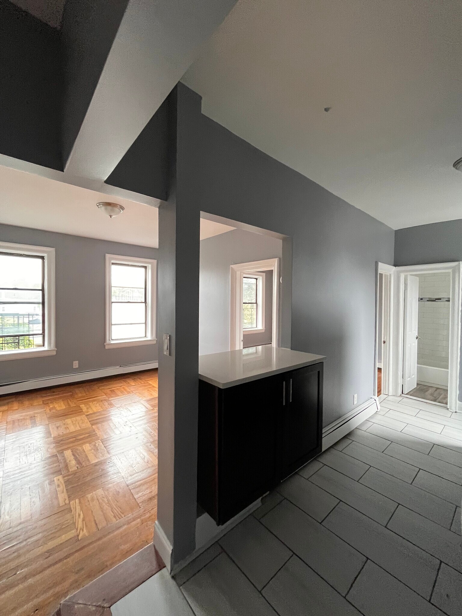 Building Photo - 149 Zabriskie St