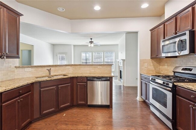 Building Photo - 655 Township Cir