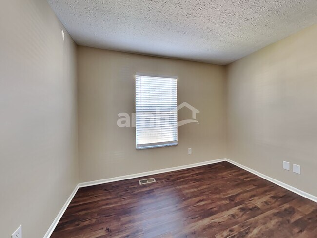 Building Photo - 2175 Maribeth Pl