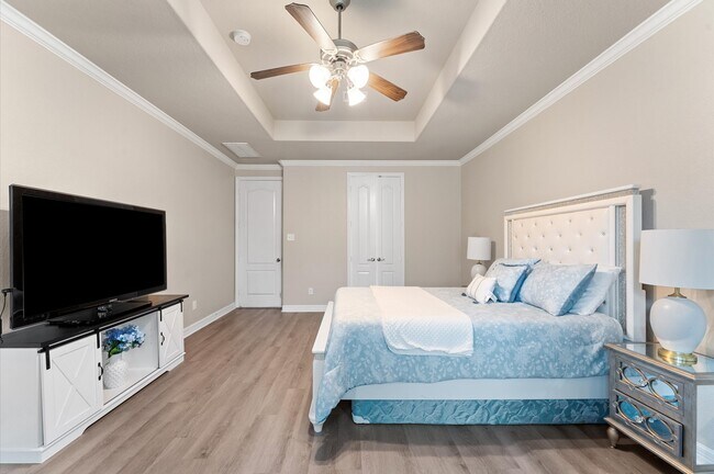 Building Photo - 2018 Brookmont Dr