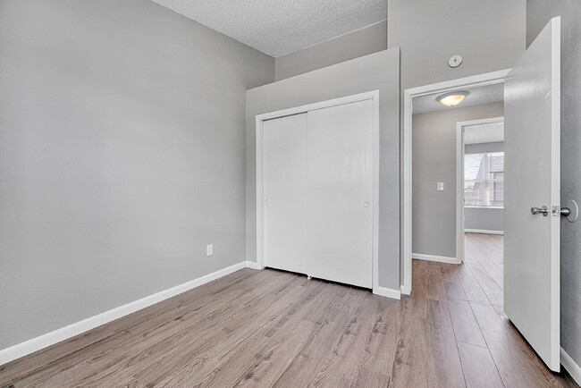 Building Photo - $2,595 - 3 Bed, 1 Bath Newly Renovated Hom...