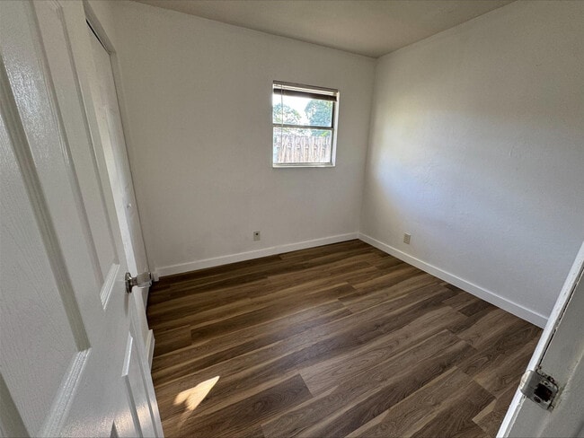 Building Photo - 788 NW 15th Pl