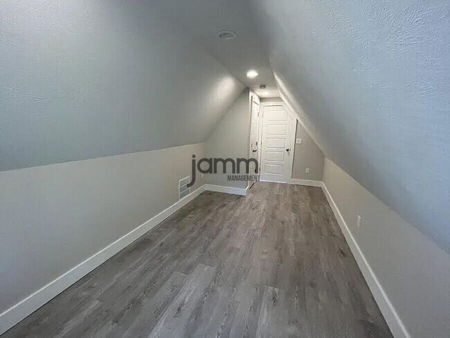 Building Photo - 1966 Randall Rd