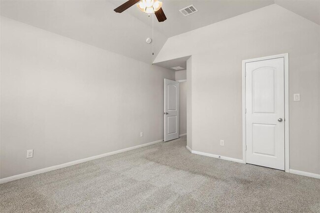 Building Photo - 7325 Hinsdale Dr
