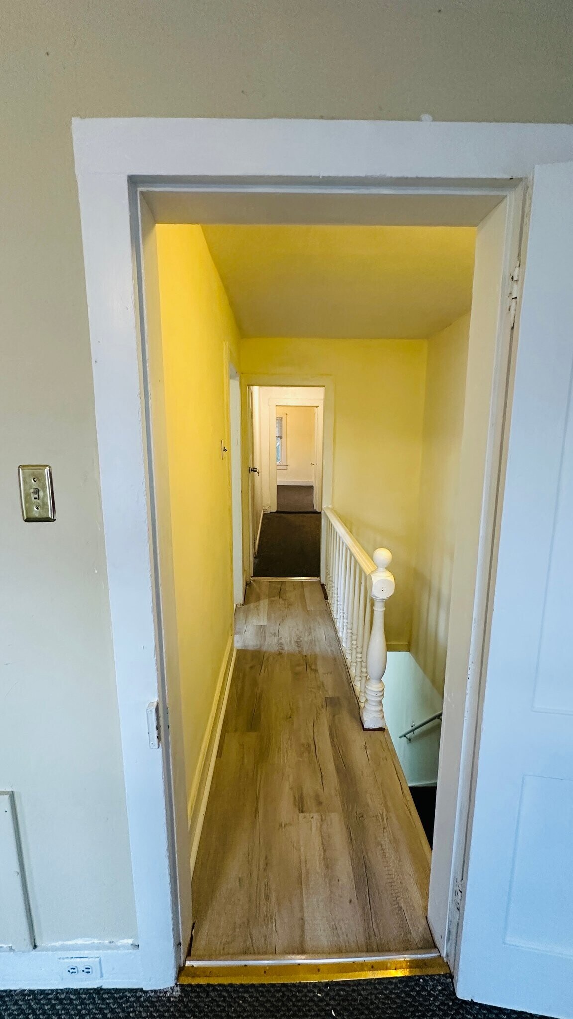 Building Photo - 612 Court St