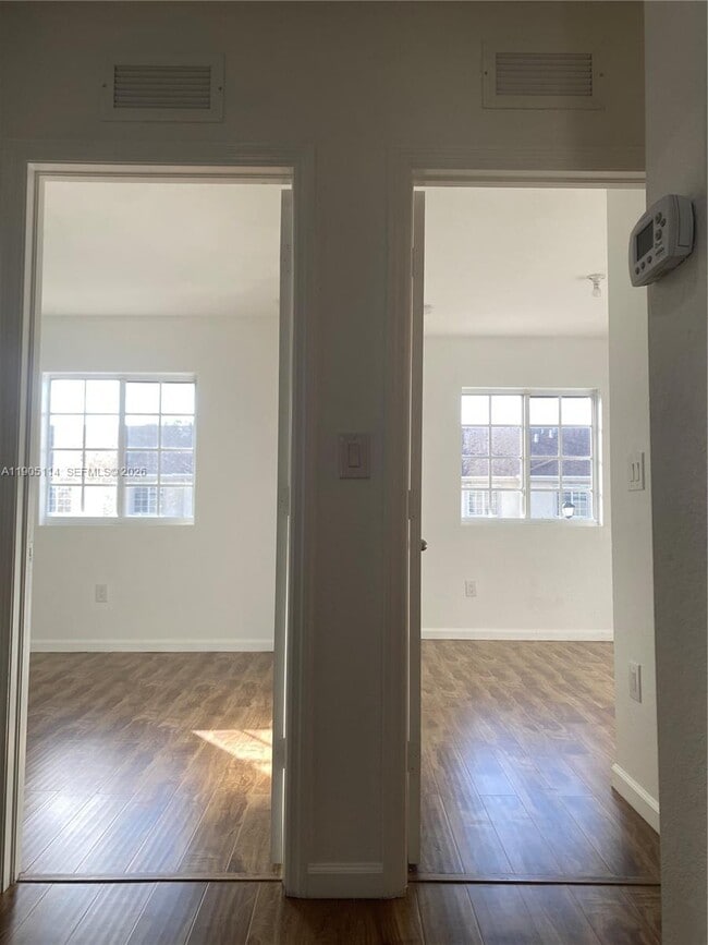 Building Photo - 21479 NW 14th Ct