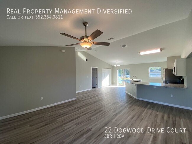 Building Photo - 22 Dogwood Dr Ct
