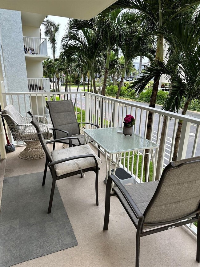 Building Photo - 3540 S Ocean Blvd