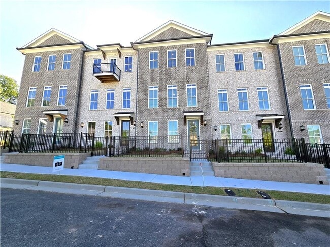 Building Photo - 1005 Crown Oak St