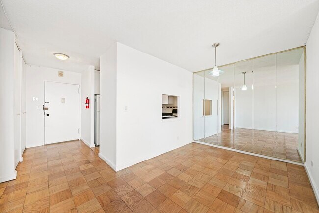 Building Photo - 7855 JFK Blvd E