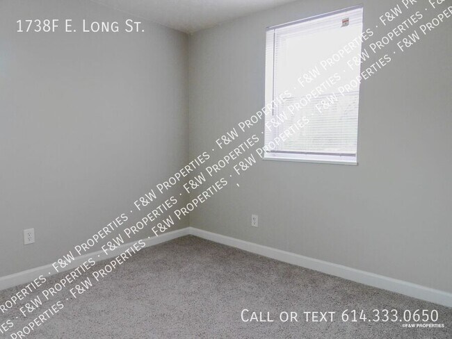 Building Photo - 1738F E Long St