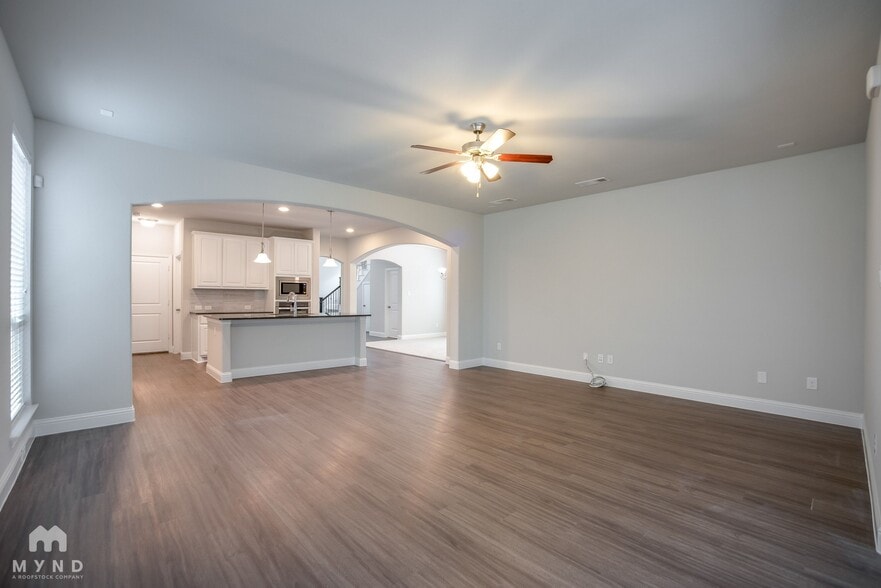 Building Photo - 3308 Damsel Sauvage Ln