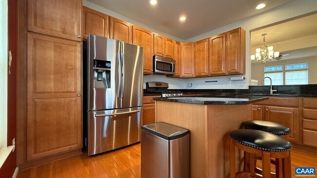 Building Photo - 2350 Abington Dr