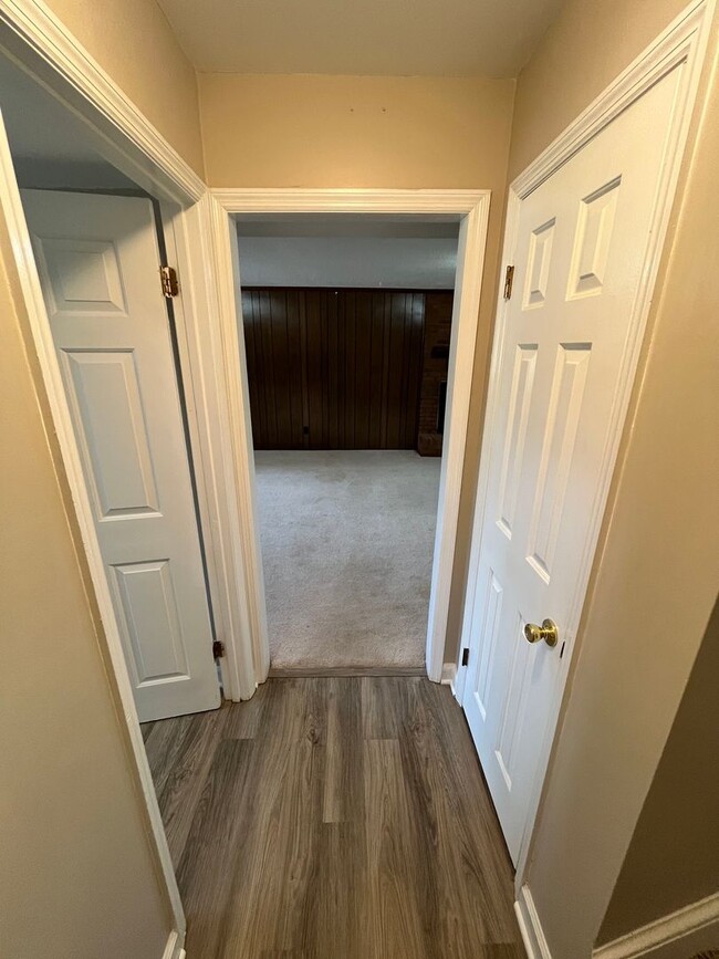 Building Photo - Incredible Location in N Davidson Co with ...