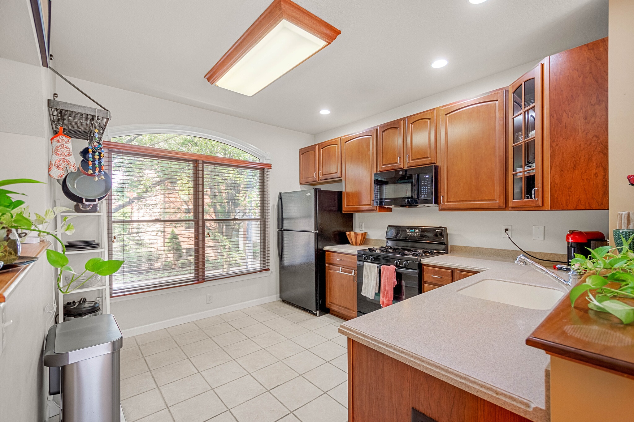Building Photo - 1720 Merriman Ct