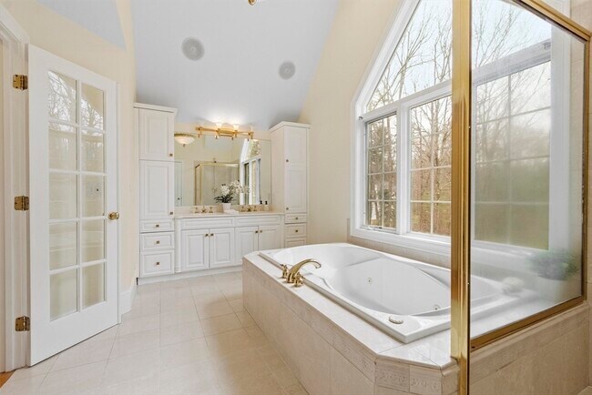 Building Photo - 58 Buttrick Ln