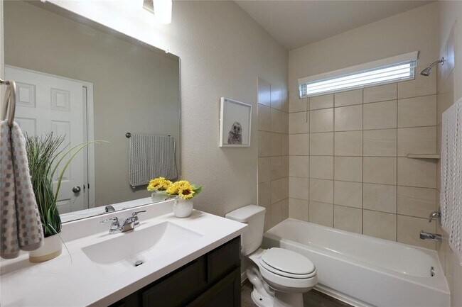 Building Photo - 437 Aurora Creek Ln