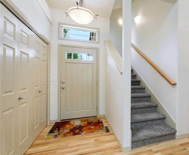 Building Photo - 12604 W Murchison St