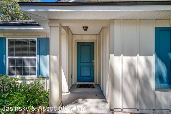 Building Photo - 3 br, 2 bath House - 321 S. 14th St