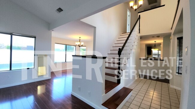 Building Photo - 413 Unity Ct