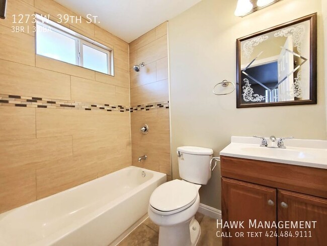 Building Photo - 1273 W 39th St