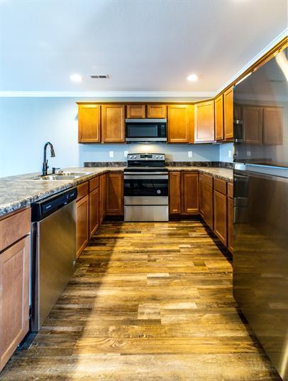 Building Photo - 919 Warrior Hill Dr