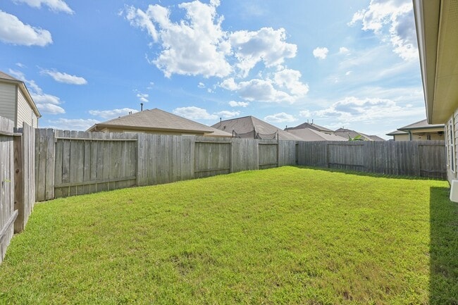 Building Photo - 2222 Mountain Quail Wy