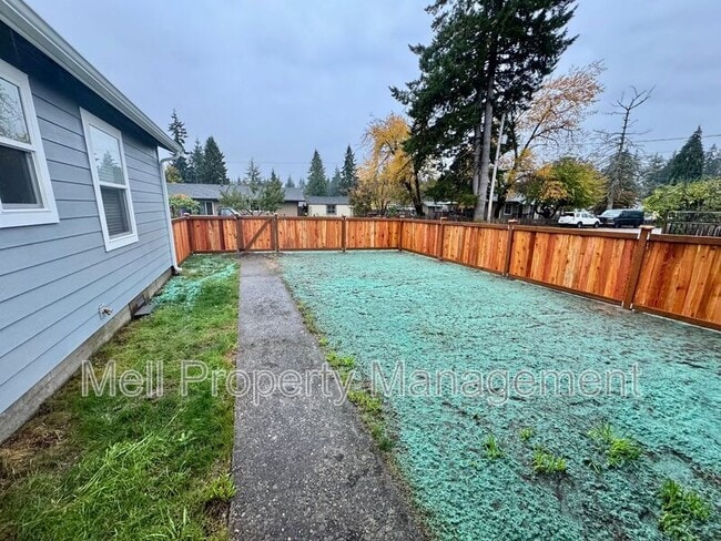 Building Photo - 1927 Stevens Street