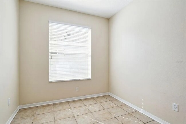 Building Photo - 15841 Pond Rush Ct