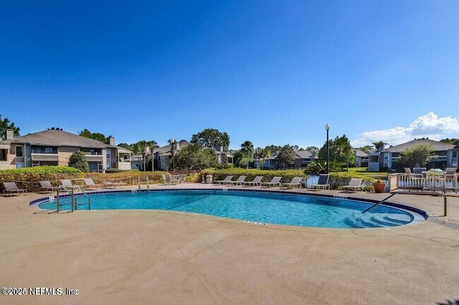 Building Photo - 10200 Belle Rive Blvd