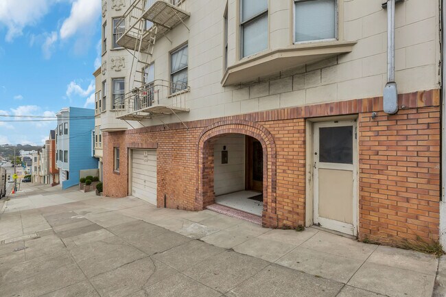 Building Photo - 517 36th Avenue