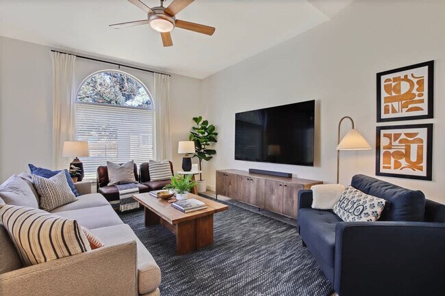 Building Photo - 14498 W Sedona Dr