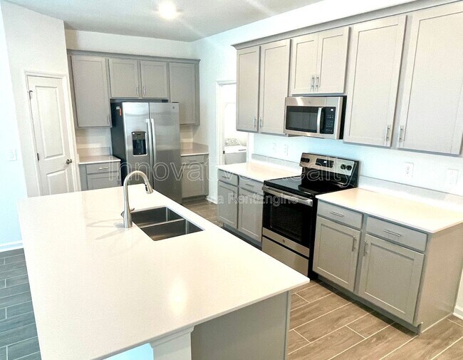 Building Photo - 2489 Relaxing Ln