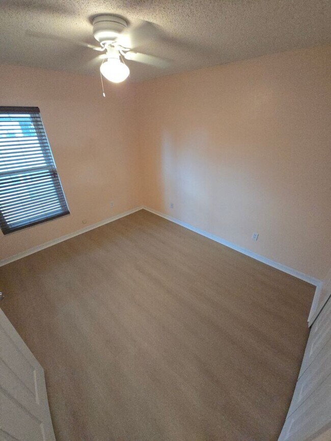 Building Photo - 3/2 Home in Valrico ***MOVE-IN SPECIAL/$500 OFF 2ND MONTH!!***