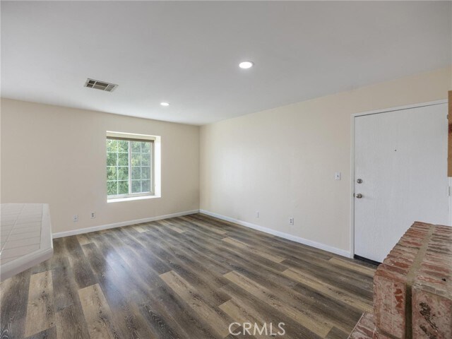 Building Photo - 1229 W 223rd St
