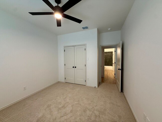 Building Photo - New Construction