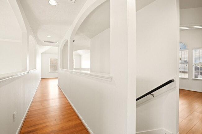 Building Photo - 3906 Tigris Ridge Dr