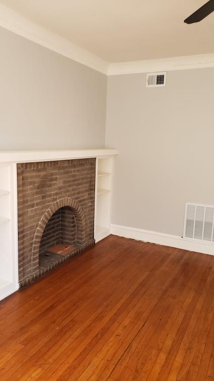 Building Photo - 7112 S King Dr