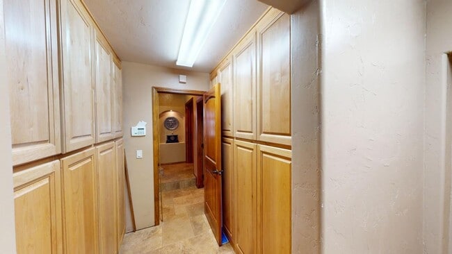 Building Photo - Furnished 5-Bedroom Home with Indoor Pool & Amenities