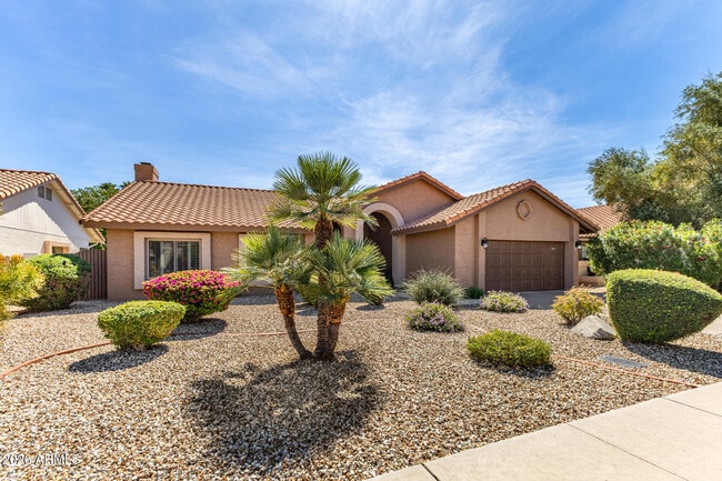 Building Photo - 9907 E Wood Dr