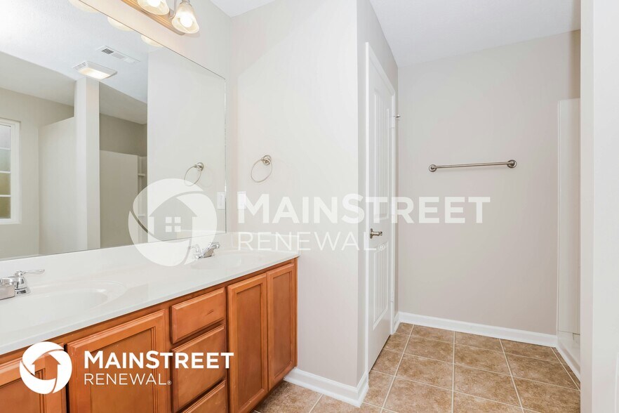 Building Photo - 3809 Swan Ridge Dr